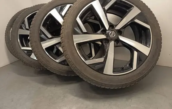 Nissan Qashqai R19 alloy rim 22545R19
