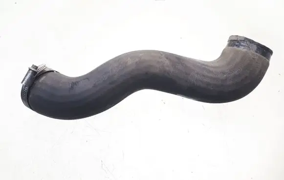 Volvo V70 Intercooler hose/pipe