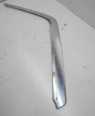 Mercedes-Benz E W124 Front bumper splitter molding