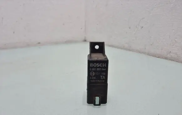Honda Civic Glow plug pre-heat relay 0281003044