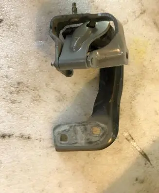 Audi Q5 SQ5 Tailgate/trunk/boot hinge 8R0827300A 8R0827300
