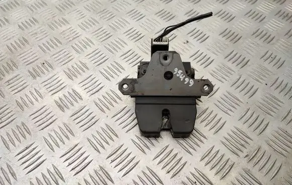 Ford Mondeo MK IV Tailgate/trunk/boot lock/catch/latch 8M51R442A66BB