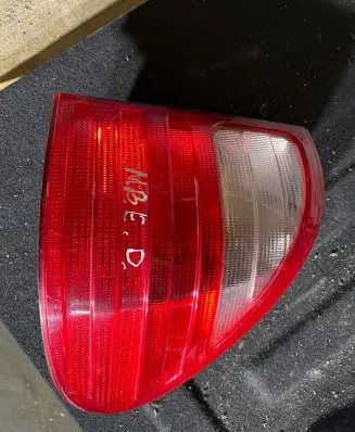 Mercedes-Benz E W210 Rear/tail lights A2108204864