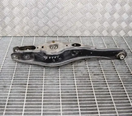 Volkswagen PASSAT B8 Rear upper control arm/wishbone