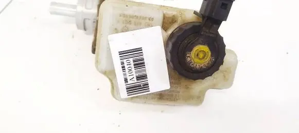 Brake fluid reservoir