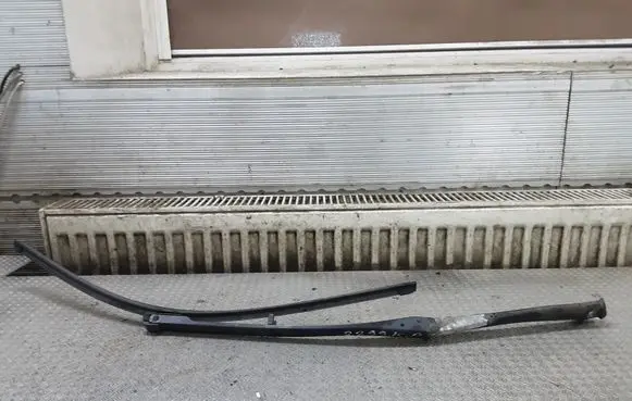 BMW 5 E39 Windshield/front glass wiper blade 
