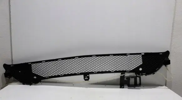 Mercedes-Benz CLA C117 X117 W117 Front bumper lower grill