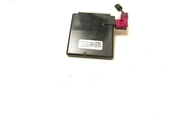 Volkswagen Golf VIII Aerial antenna amplifier 3G9035534