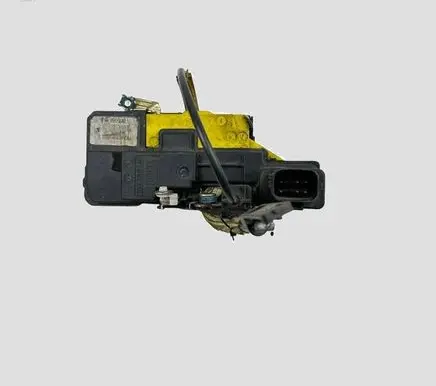 Volvo V70 Rear door lock