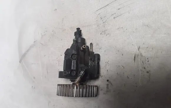 Renault Laguna II Fuel injection high pressure pump 7700111010 0445010018