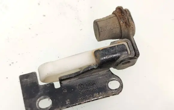 Volkswagen Caddy Sliding door check strap stopper 2K0843414A