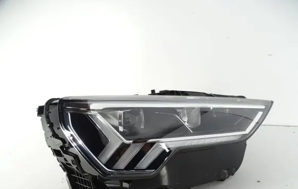 Audi Q3 F3 Headlight/headlamp 83A941034