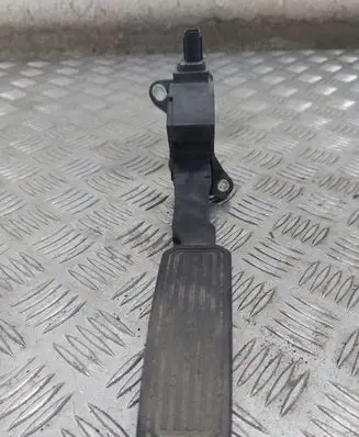 Toyota Auris 150 Accelerator throttle pedal 7811002011