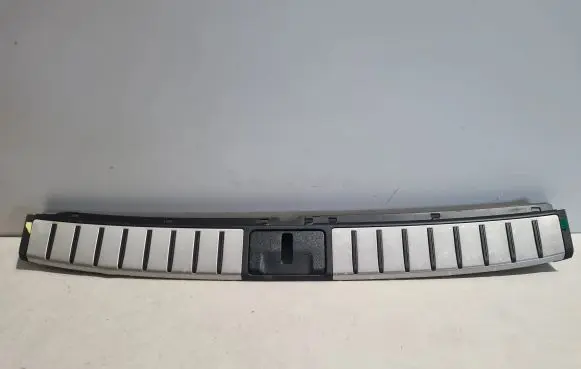 Lexus RX 450H Trunk/boot sill cover protection