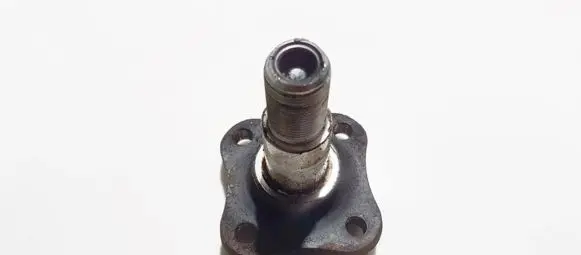 Nissan Micra Stub axle 