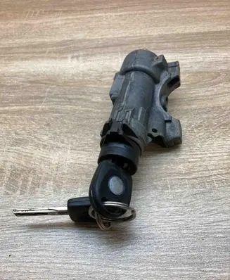 Volkswagen PASSAT B5 Ignition lock 4B0905851C 4B0905849 WITH2KEYS