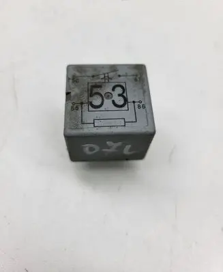 Volkswagen Touareg I Other relay 141951253B