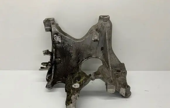 Audi A5 Engine mounting bracket 8W0399296E