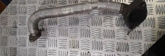 Mitsubishi Pajero EGR valve line/pipe/hose