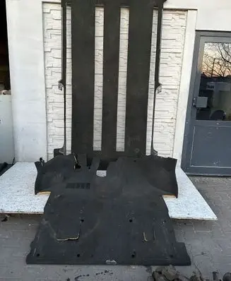 Volkswagen Multivan T5 Rear floor carpet liner 