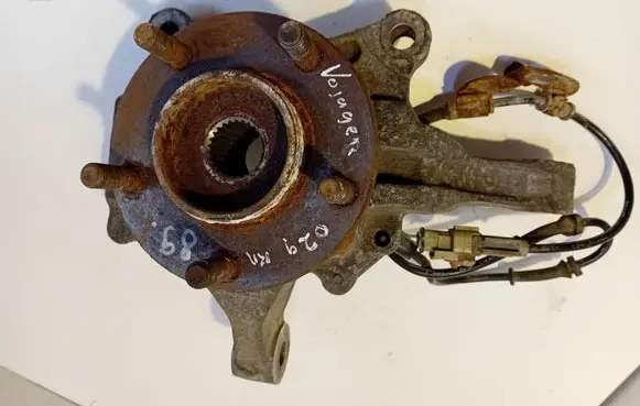 Chrysler Grand Voyager IV Front wheel hub 04694949AA