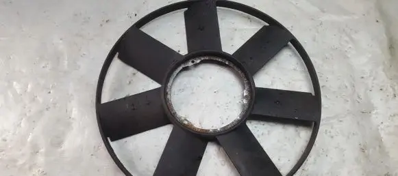 BMW 5 E39 Fan impeller 6600100000