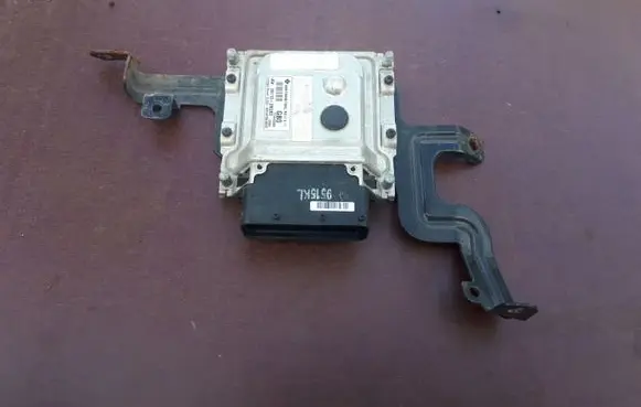 Hyundai i30 Engine control unit/module 391102BGB0 GB0