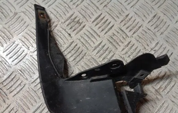 Nissan Note (E12) Front mudguard 620263VU0A