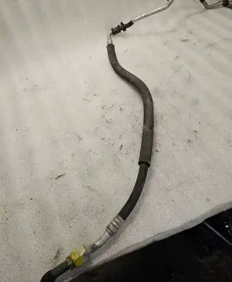 Audi V8 Air conditioning (A/C) pipe/hose 441260707
