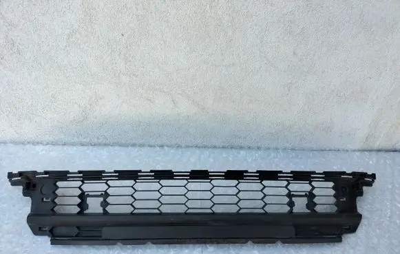 Skoda Kodiaq Front bumper upper radiator grill 565853677
