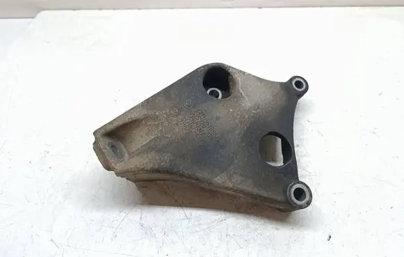 BMW 1 F20 F21 Engine mounting bracket 6788611 22116788611