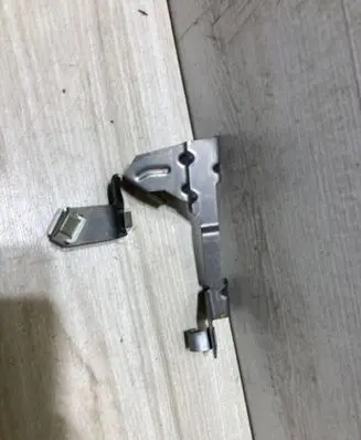 BMW 3 G20 G21 Engine mounting bracket 8581362