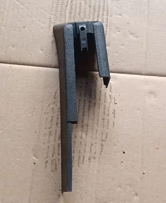Audi Q7 4L Front passenger seat rail trim 7L0881478