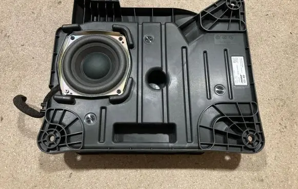 Hyundai Ioniq 5 Subwoofer speaker 96380GI300