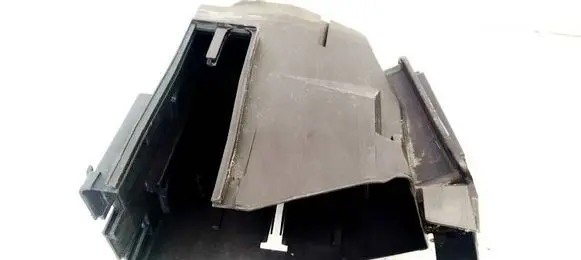 Mercedes-Benz C W203 Fuse box cover 2035451301