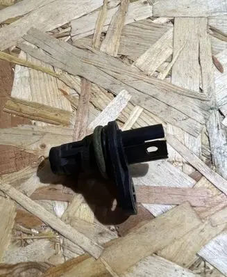 BMW 5 F10 F11 Camshaft position sensor 7525014
