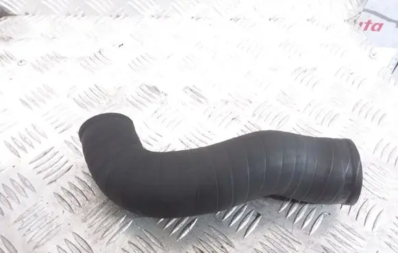 Volvo V70 Intercooler hose/pipe