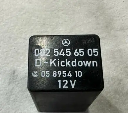 Mercedes-Benz E W124 Other relay 0025456505