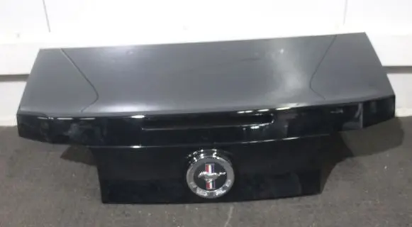 Ford Mustang V Tailgate/trunk/boot lid