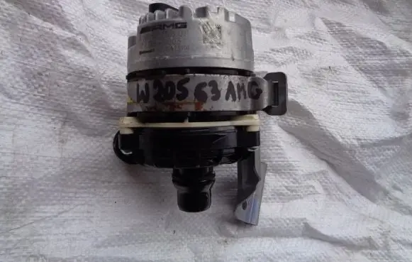 Mercedes-Benz C AMG W205 Electric auxiliary coolant/water pump A0005002300