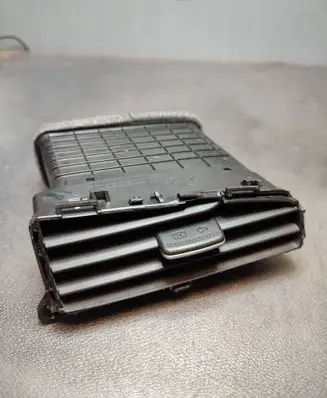 Dash center air vent grill