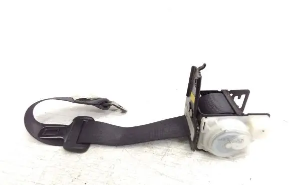 Mazda 6 Rear seatbelt 0431091