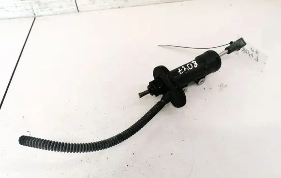 Clutch master cylinder