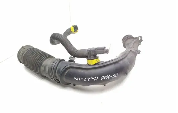 Peugeot 3008 I Turbo air intake inlet pipe/hose M06021A152