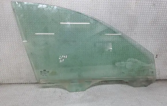 Hyundai Grandeur Front door window glass four-door