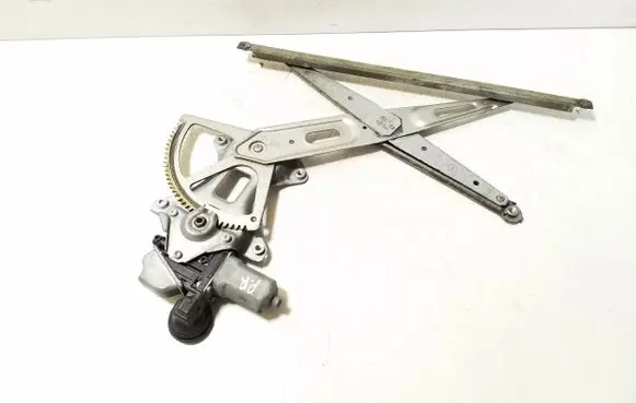 Toyota Prius (XW30) Front door window regulator with motor 8571047040 0620202761