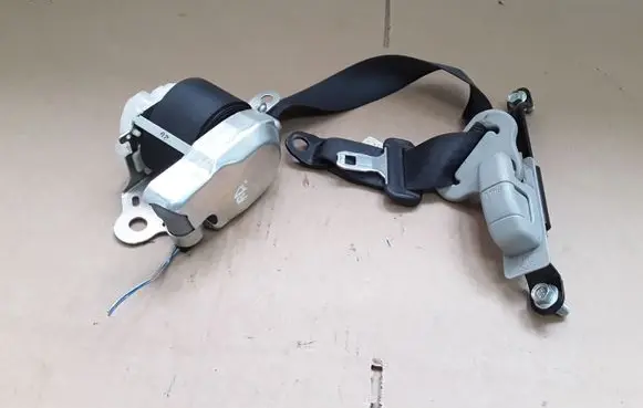 Suzuki SX4 Front seatbelt 8492079J2 7P1400P 043726