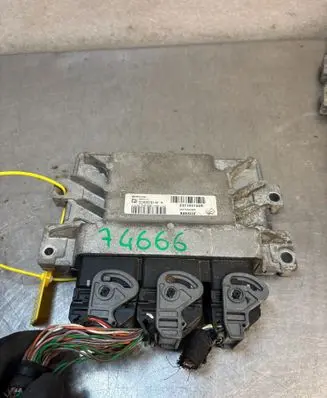 Renault Megane III Engine control unit/module ECU 