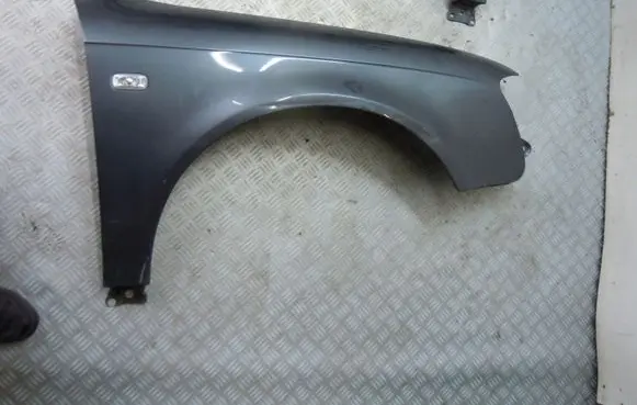 Audi A4 S4 B7 8E 8H Fender