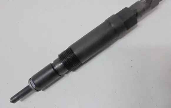 Ford Mondeo Mk III Fuel injector 0432133801